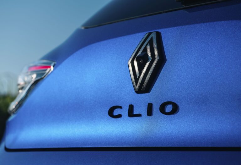 Renault Clio Kofferraumdeckel