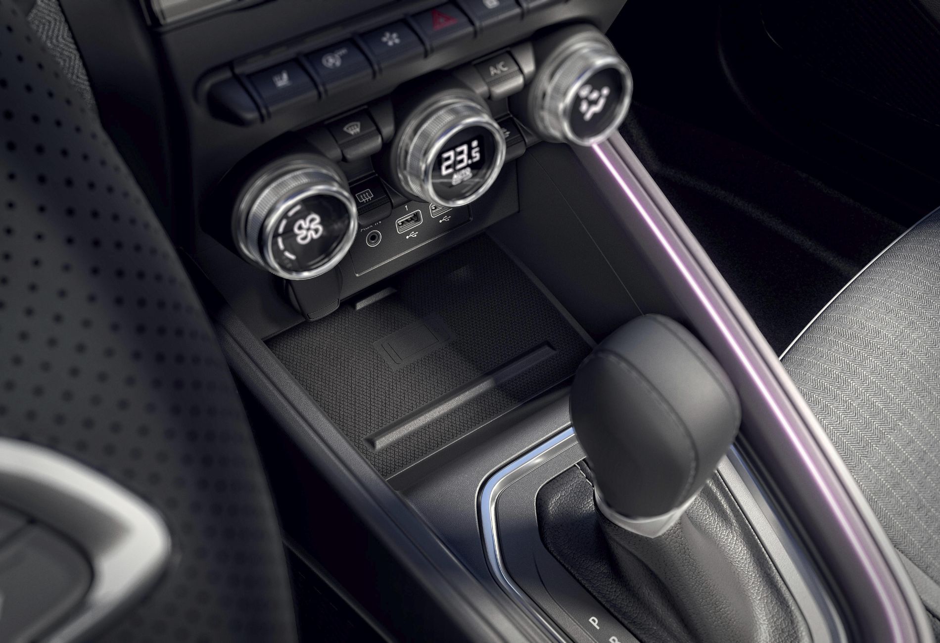 Schaltknauf und Einstellrädchen eines Renault Clio