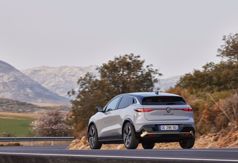 Renault Megane E-Tech elektrisch – Ansicht 4